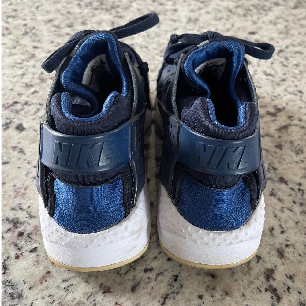 Nike Air Huarache‎ Run GS 5.5Y Navy Blue Sneaker 654275-414 Sporty Retro Runner